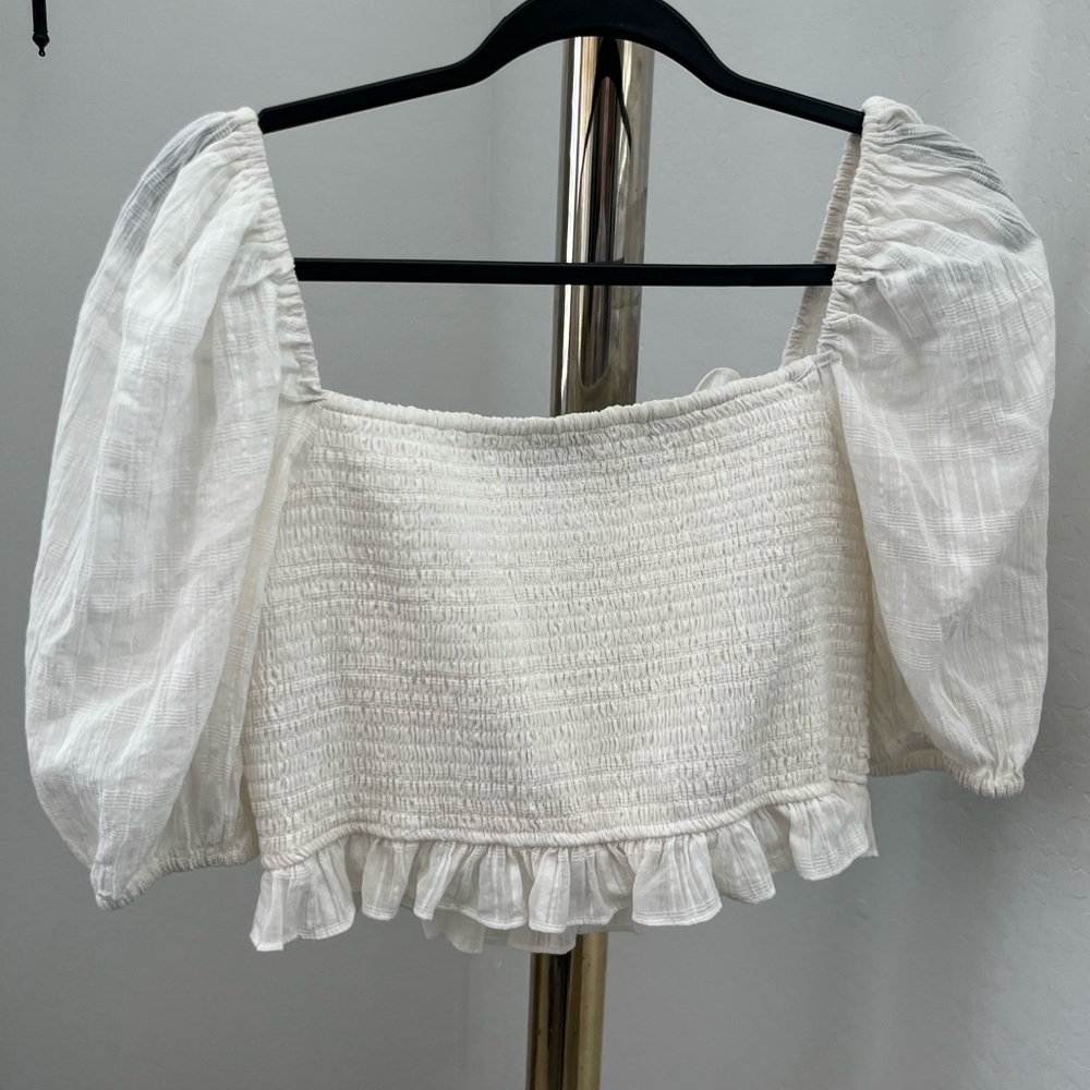 Lush White Puff Sleeve Crop Top - Picture 5 of 12